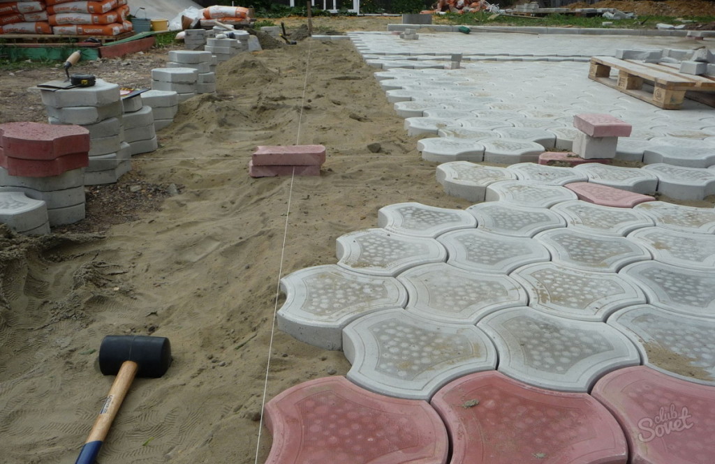 Как класть тротуарную плитку