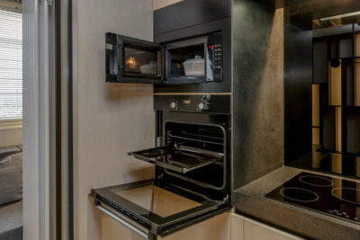 Все тонкости установки встраиваемой техники на кухне